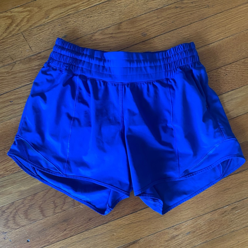 Lululemon size 4 tall blue hotty hot shorts